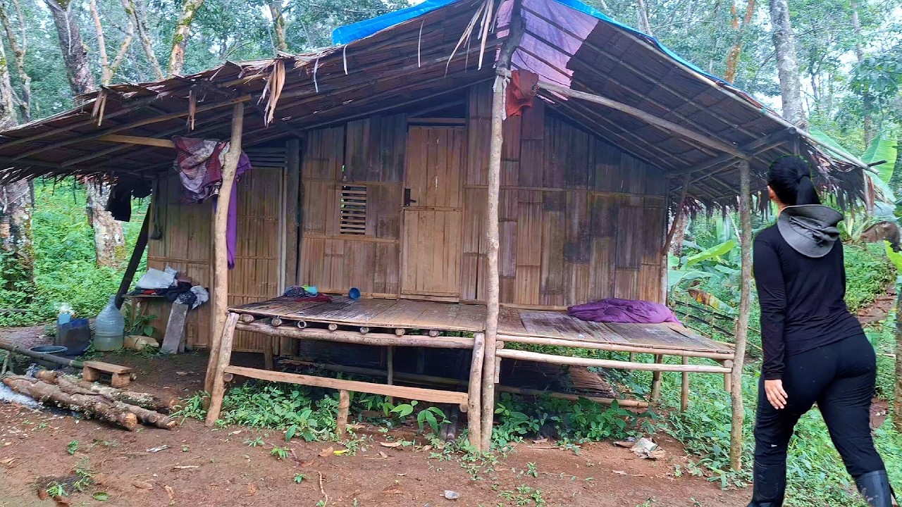 DULU RAMAI SEKARANG SEPI,,, Suasana Saung Di Dalam Kebun