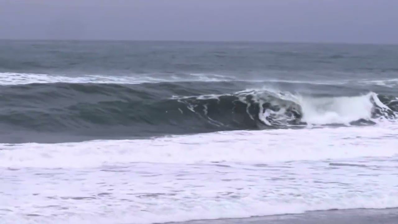 Olas en el Mediterráneo - Inviernos - Fuengirola - Málaga #surf #waves #surfing #bodyboard