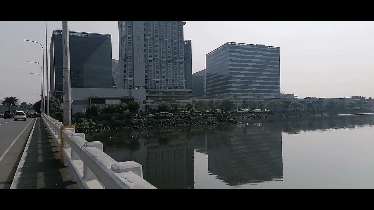 TANAW NA ANG MGA LUPA NA TINAMBAK SA MANILA BAY SEASIDE. PASAY MOA. AT TATAYUAN NG MGA BUILDING. 