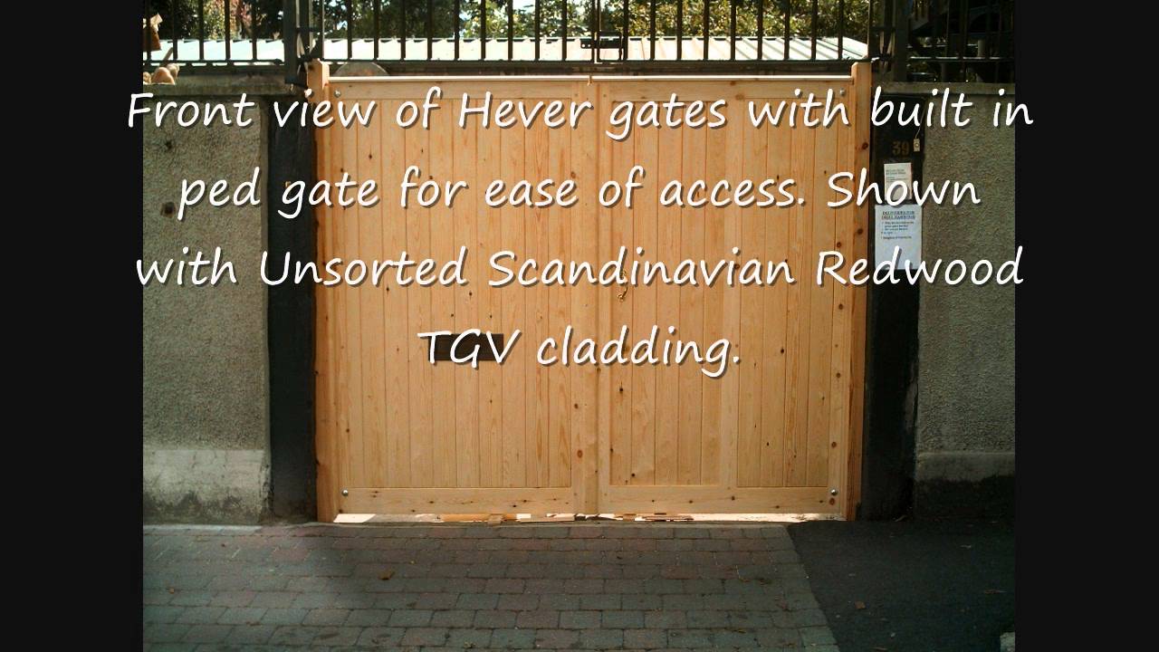 Wooden gates with graded Scandinavian Redwood Softwood TGV cladding