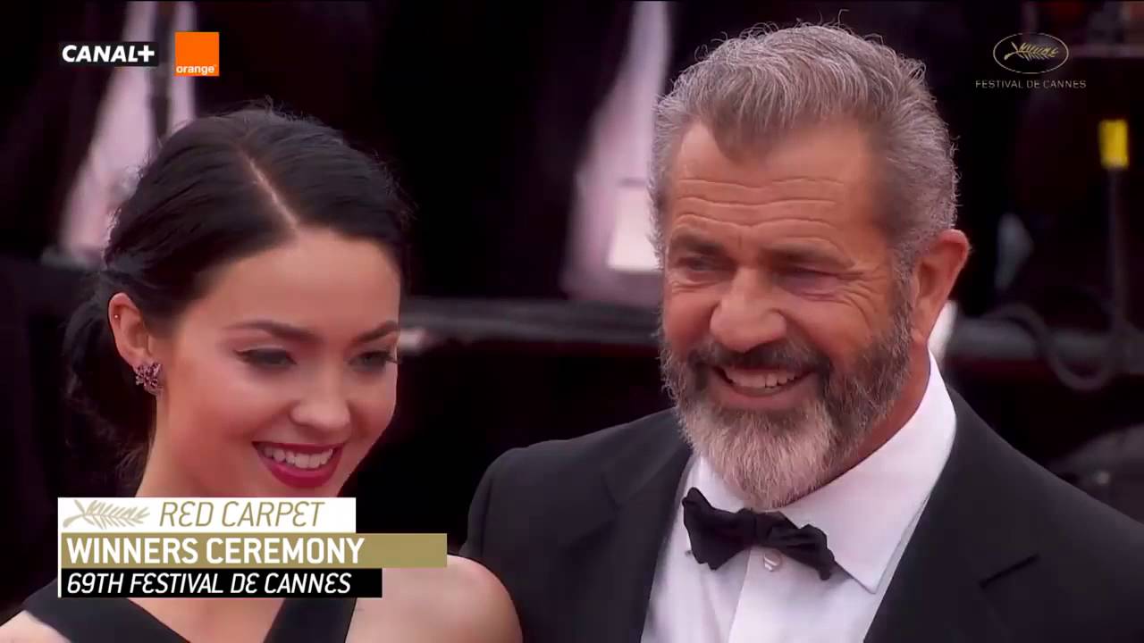 Mel Gibson and Rosalind Ross on the Red Carpet Cannes 2016 Closing Ceremony