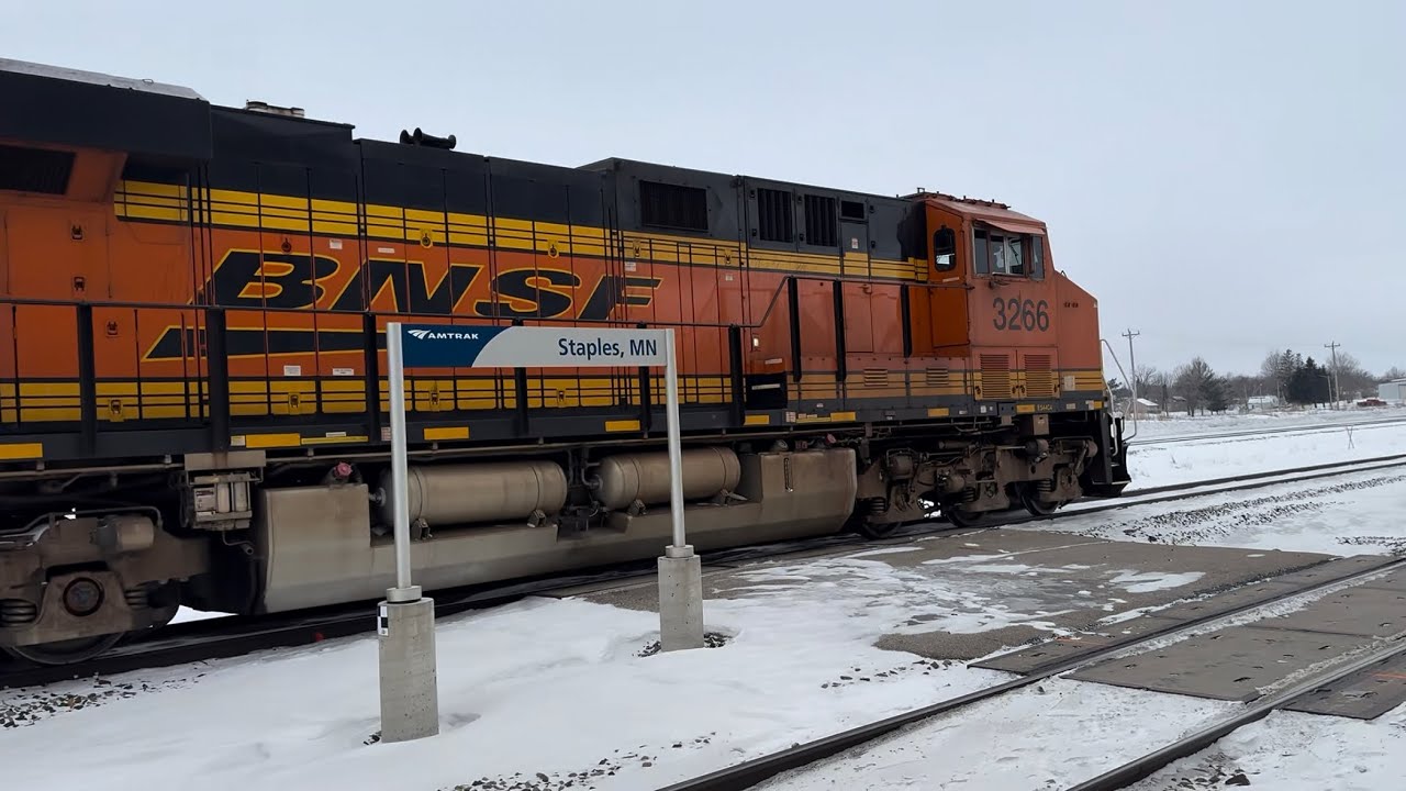 BNSF #3266 leads this WB intermodal on the Staples Subdivision 
