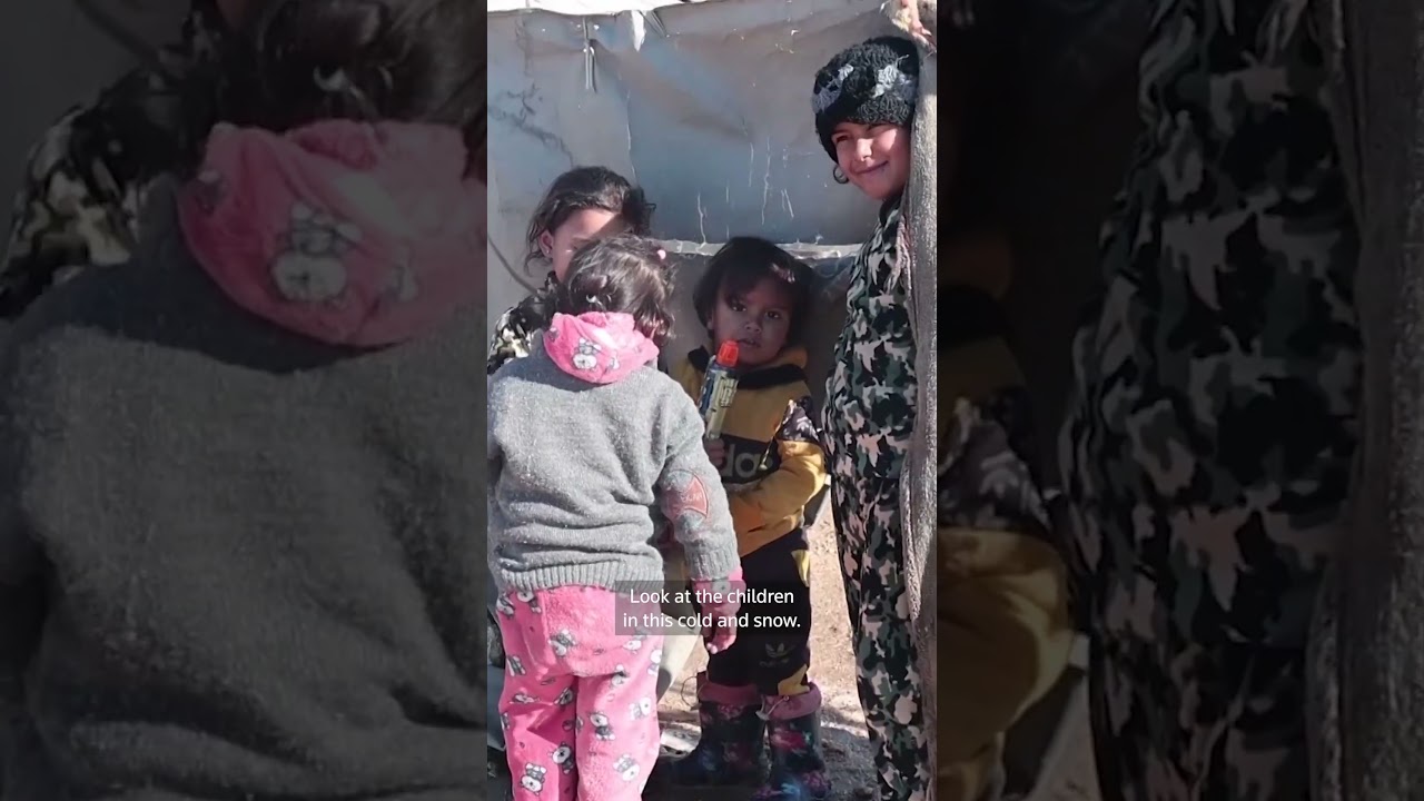 Displaced Syrians battle cold and snow in Aleppo camp