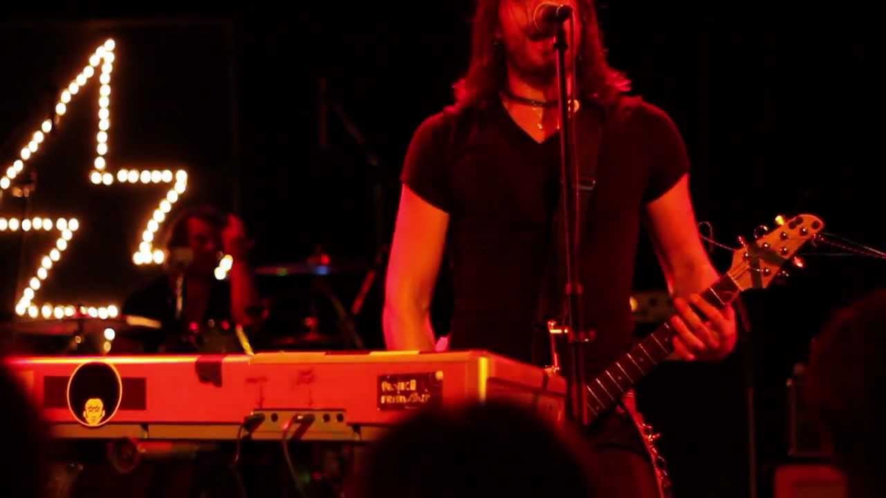 Oh No Not Stereo - She's Electric (Live @ The Roxy)