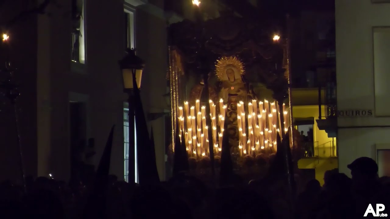 Entrada de María Santísima de los Dolores (Hermandad Jesús Despojado) | Semana Santa Sevilla 2023