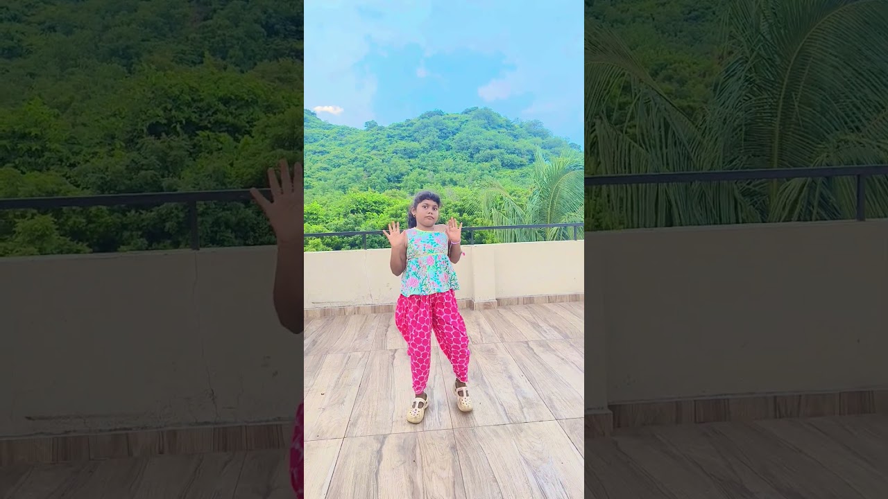 ✨ &ldquo;#Vibeundibaby&hellip; energy full on fire! 🔥💃&rdquo;✨#TrendingReel  #DanceVibes #ReelVibes #ShortsDance