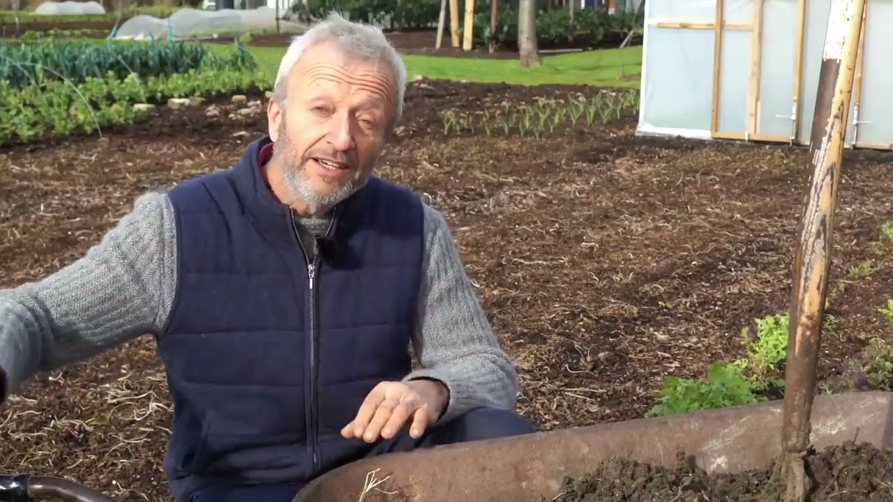 Чарлз Даудинг - Как да започнете леха без копаене и разлики в компоста