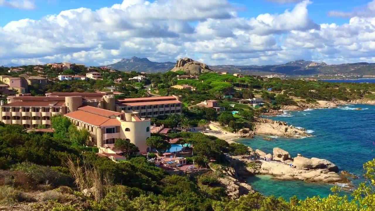 Hotel Smeraldo Beach #Baja Sardinia