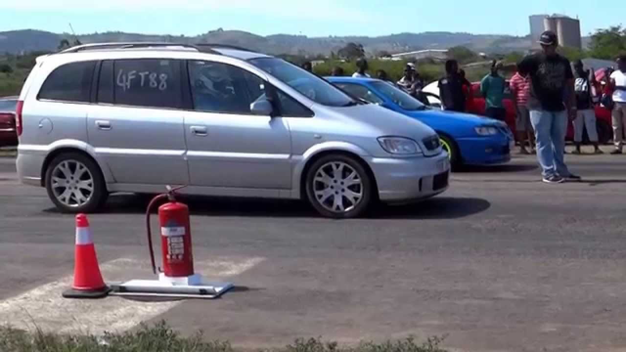 Opel Zafira OPC vs Nissan Sentra 200STi at Isithebe Drags