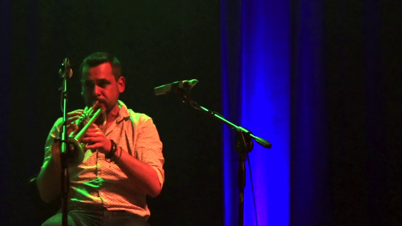 LABESS en Concert au Theatre Med V a Rabat . SOLO GUITARE TROMPETTE : Nedjim Bouizzoul ,Yvan Djaouti