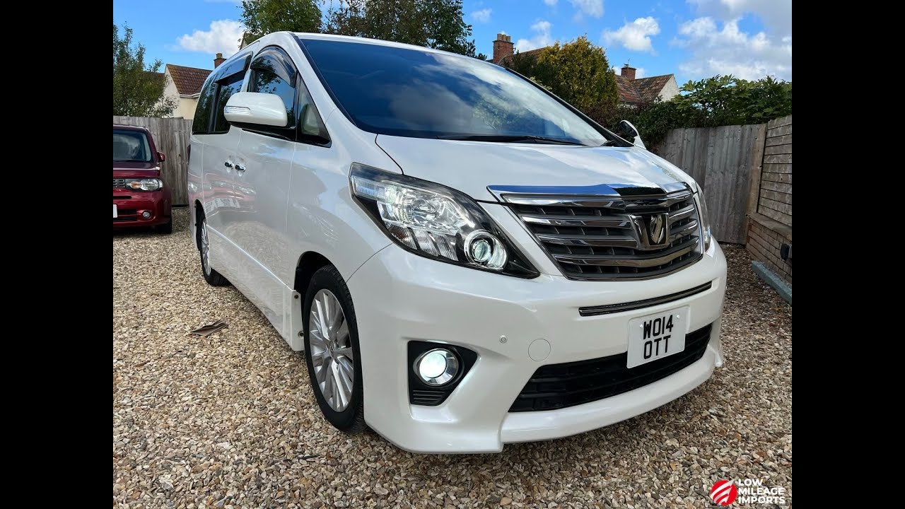 JAPANESE IMPORT TOYOTA ALPHARD 3.5 V6 3.5 - LUXURY PACK - TWIN SUN ROOFS - FULL LEATHER - NOW READY