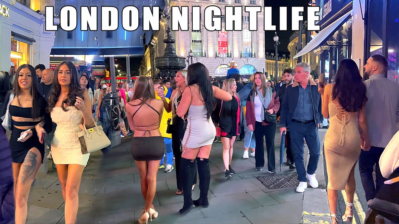 🇬🇧London City Nightlife |Busy Night in SOHO, Central London -August 2023 |London Night Walk 4K HDR