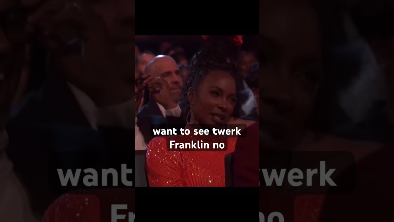 Did you 👀 Deon Cole : Praying For Kirk Franklin at NAACP Award Show