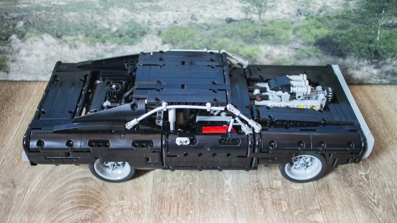 Lego set 42111 - Dom's Dodge Charger speed build and review