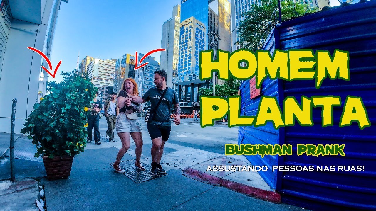 Homem Planta Fazendo Mais Vitimas com Seus Sustos Nas Ruas |The Bushman Prank