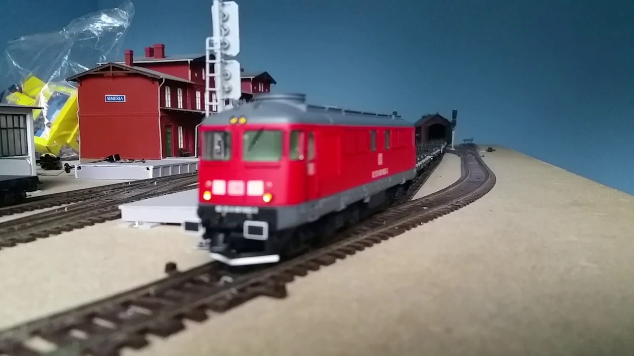 060 DA DBSR cu vagoane platforma