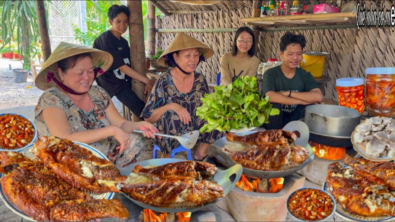 Mắm Tép Cà Pháo Thịt Luộc, Cá Chiên Giòn | Bữa Ăn Gia Đình Sau Ngày Tết || Shrimp sauce