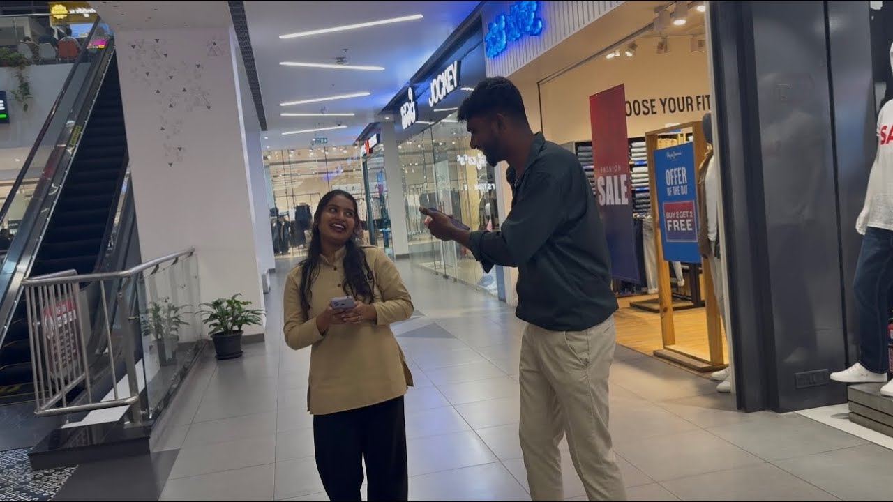 ಒಂದ್ ಹುಡ್ಗಿಗೆ Propose ಮಾಡೊ Prank😂