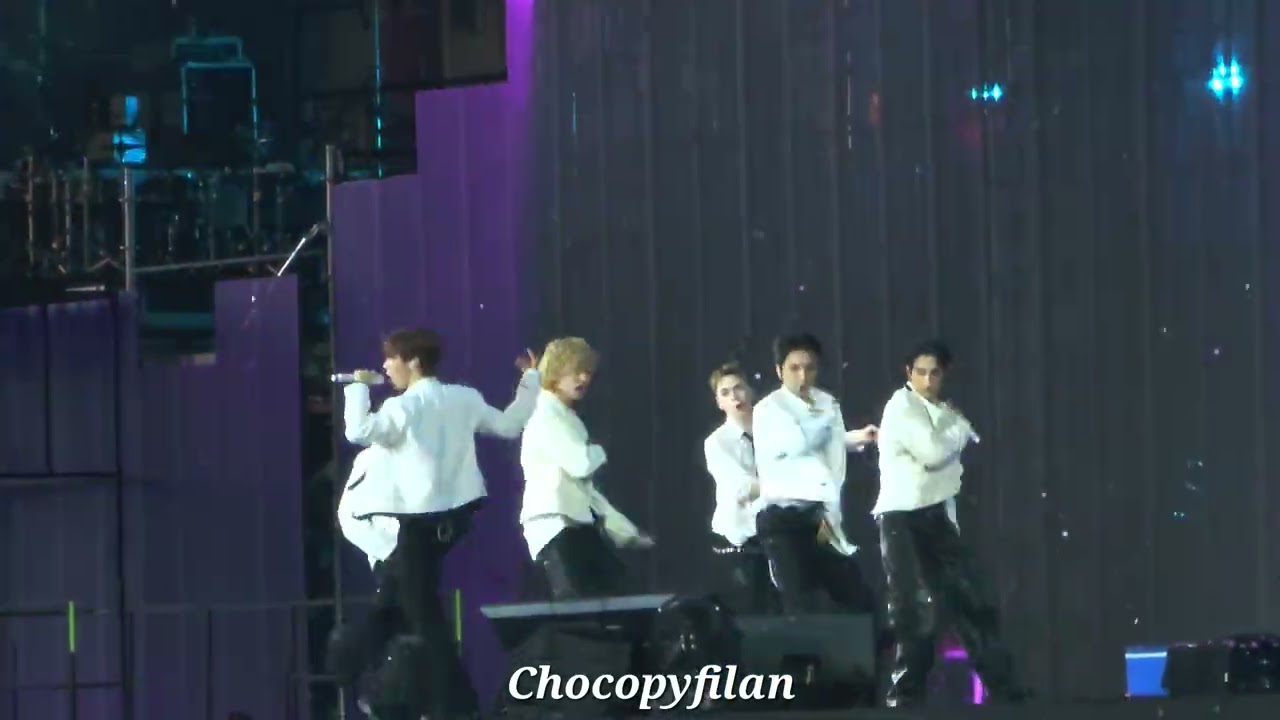260307 SEVENTEEN NEW_ in Singapore - Thunder
