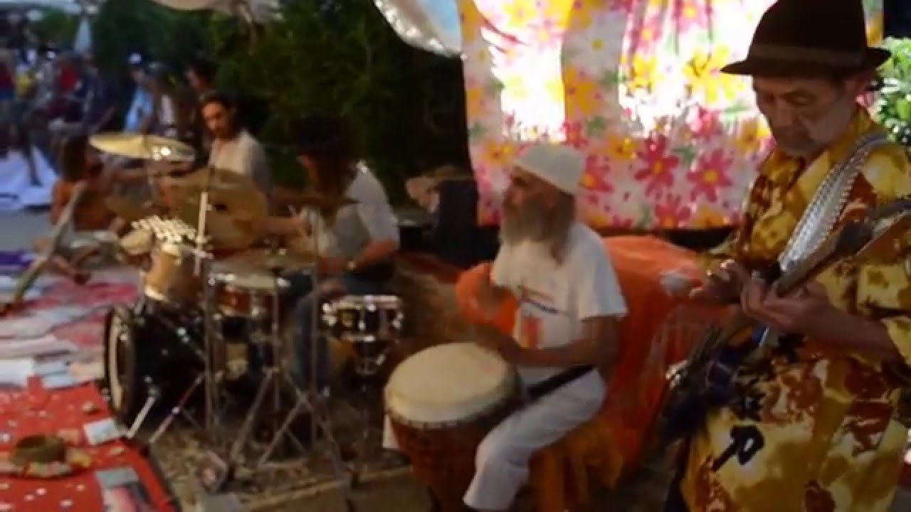 Benidrums live at Hippy Market Ibiza, Punta Arab&iacute;