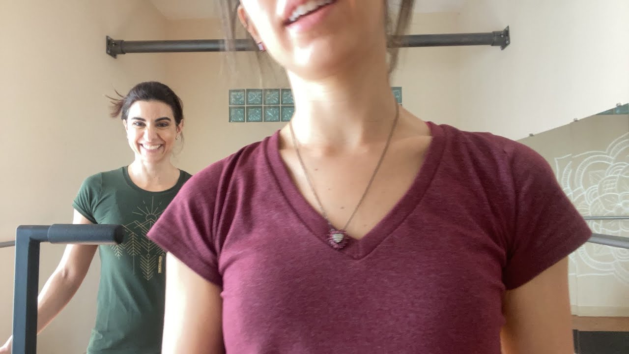 Valgo dinâmico no pilates - como corrigir na chair