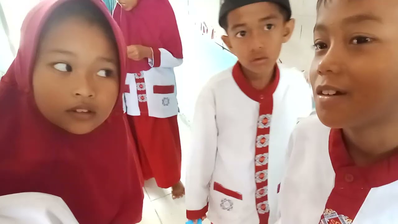 Pembelajaran PAI kls 2 bab 7 tentang nama2 malaikat beserta tugasnya