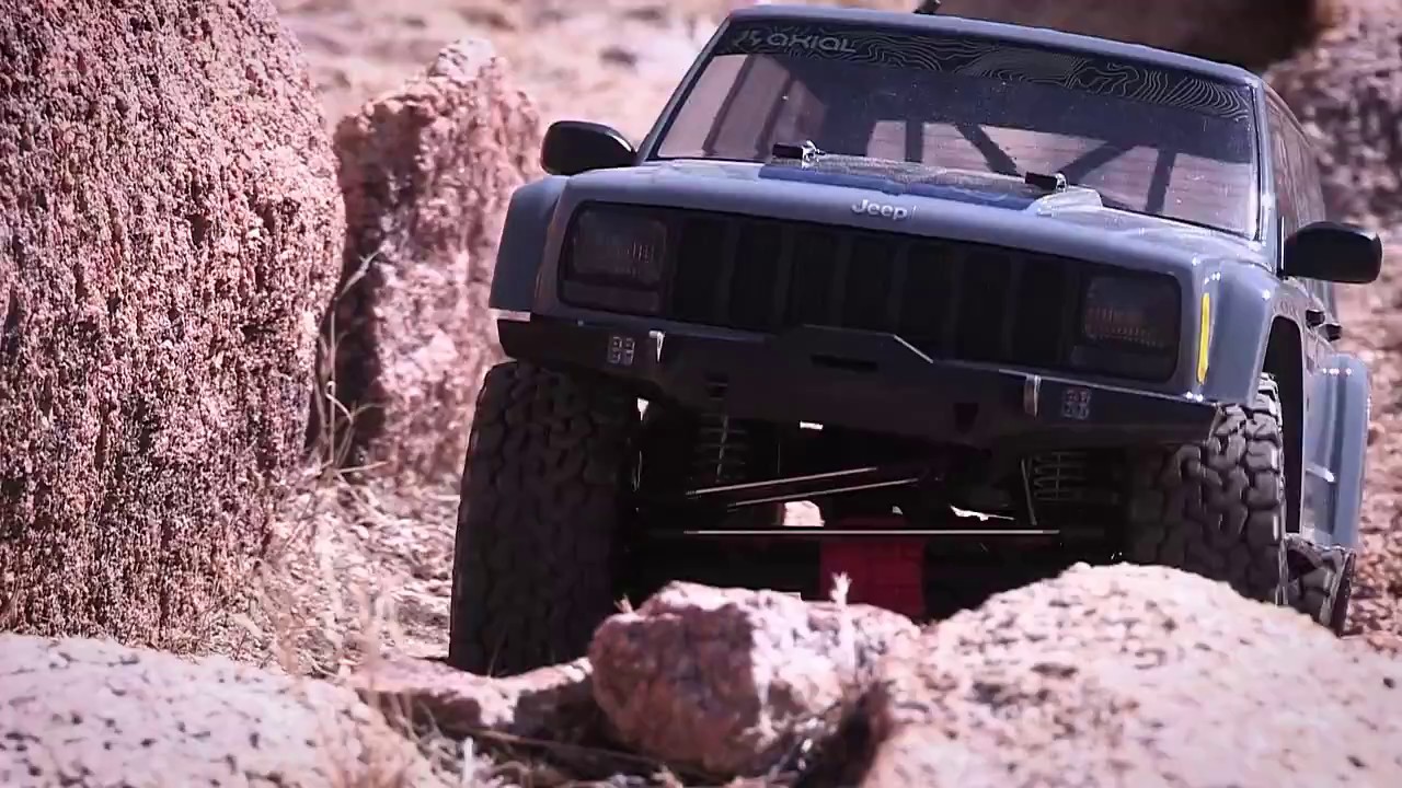 AX90047 Axial SCX10 II Promo Commercial