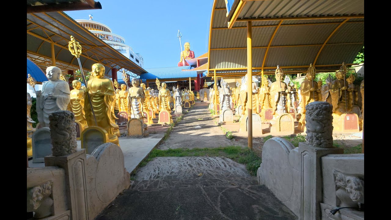 🇹🇭 Chinse Buddhist Temple Tour Hat Yai: Golden Statues & Architecture #hatyai
