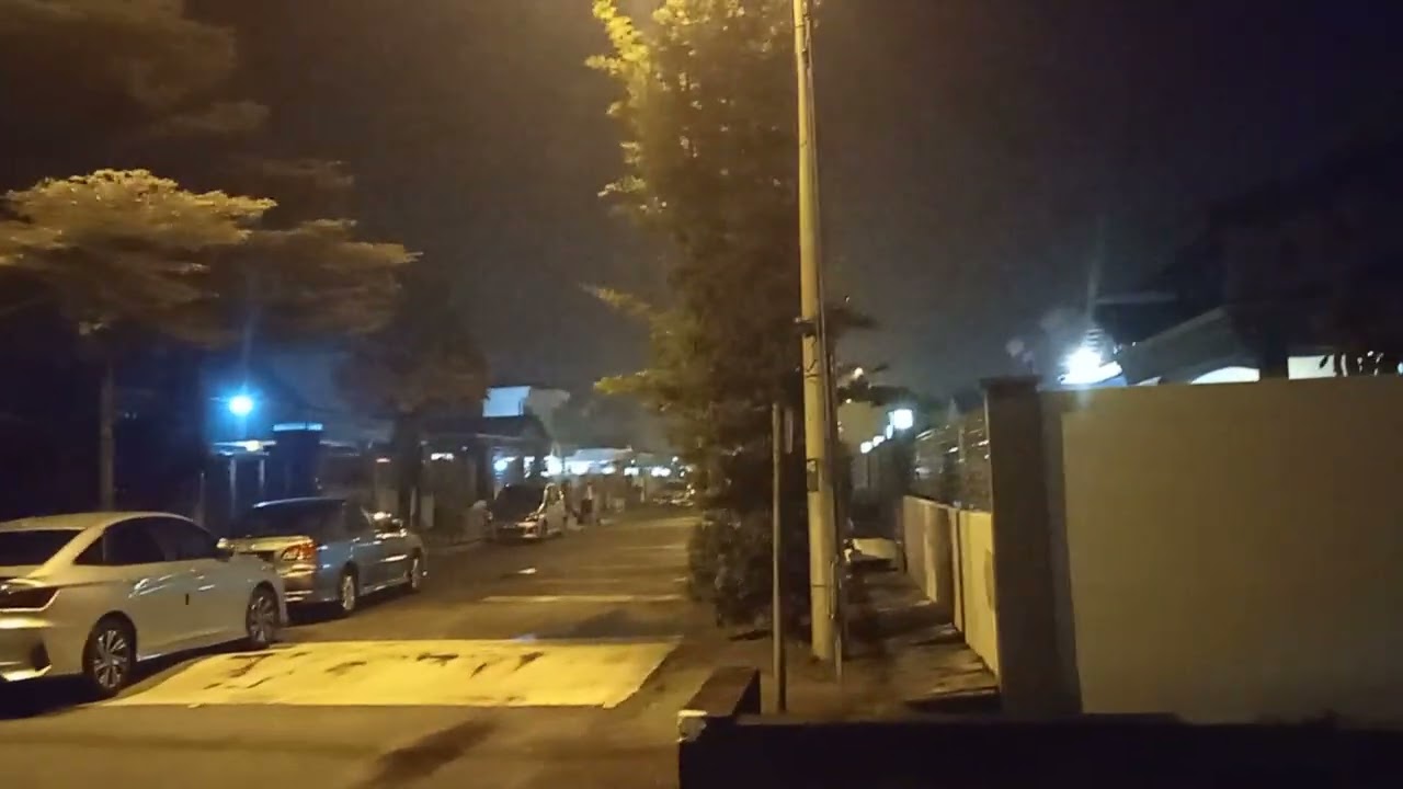 初九