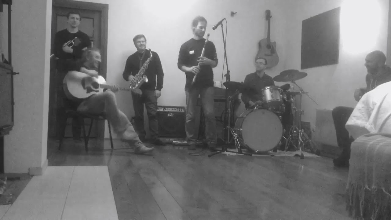 Akustinis cechas - Misirlou ( Dick Dale and the Del Tones) cover