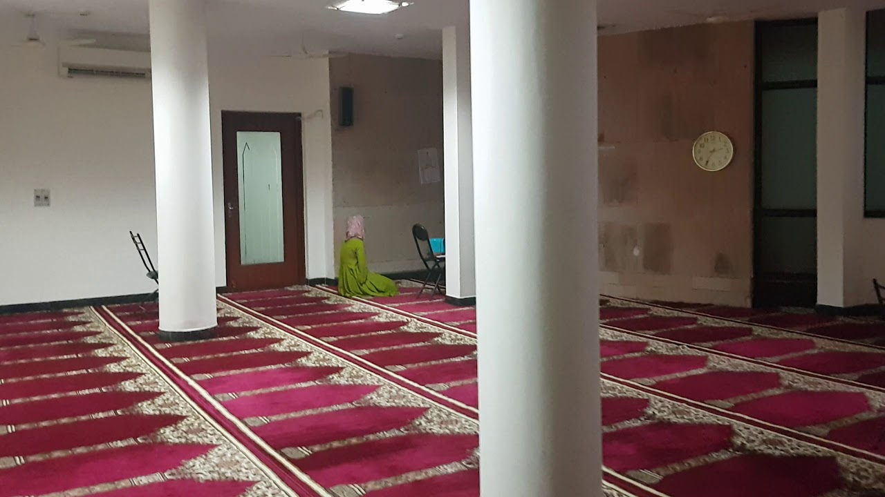Delhi inside a Beautiful Mosque india ❤ #peace #love #worship