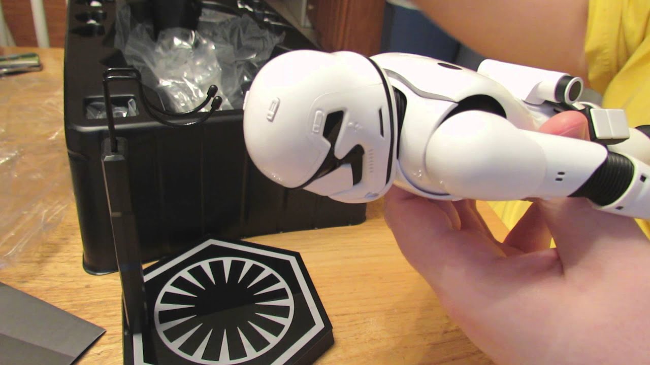 Hot Toys MMS 317 First Order Stormtrooper Unboxing!