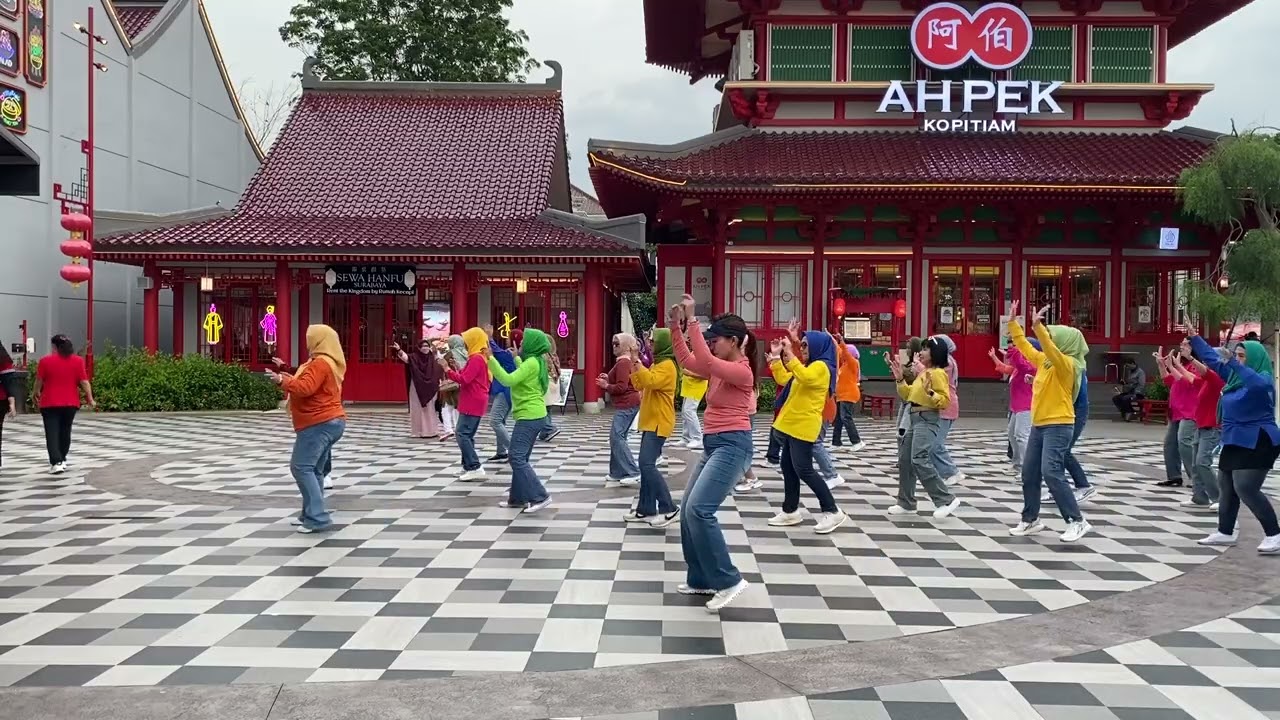 Latihan 💃….Oh Carol remix💃