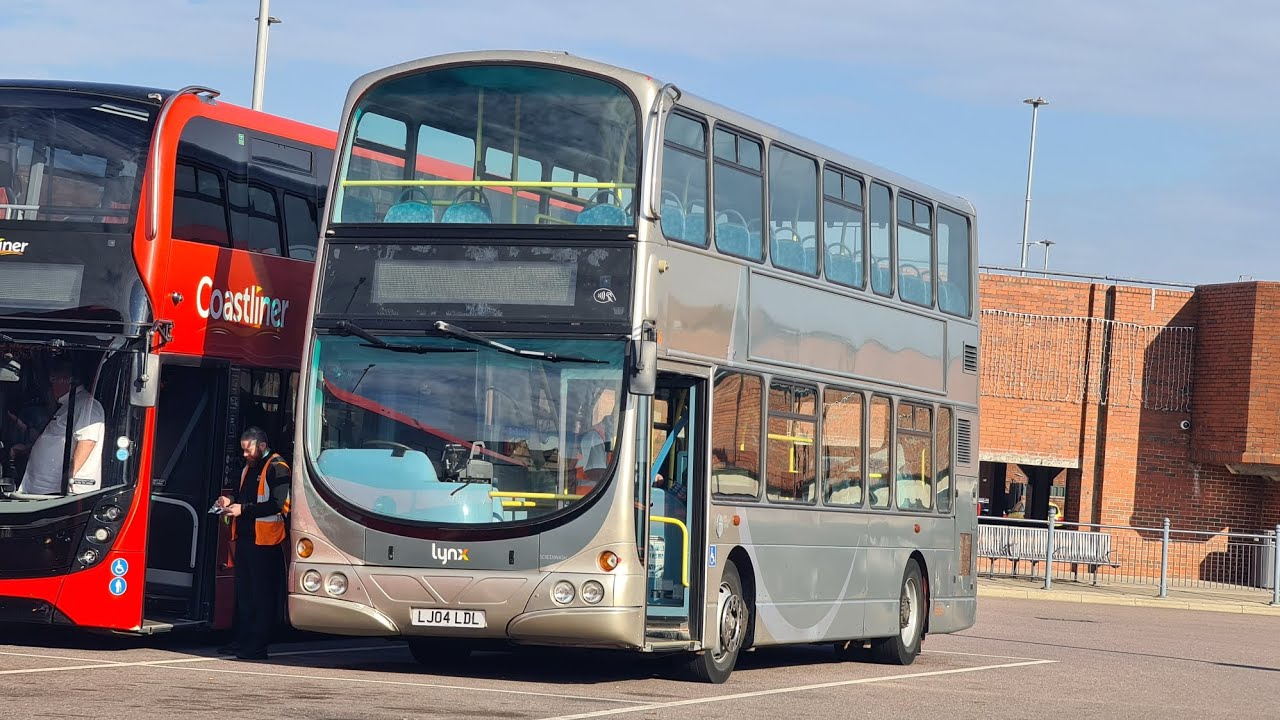 *AMAZING AXLES* Ride on Lynx' VDL/DAF DB250 Wright Pulsar Gemini, 56 (LJ04 LDL) - Route 49