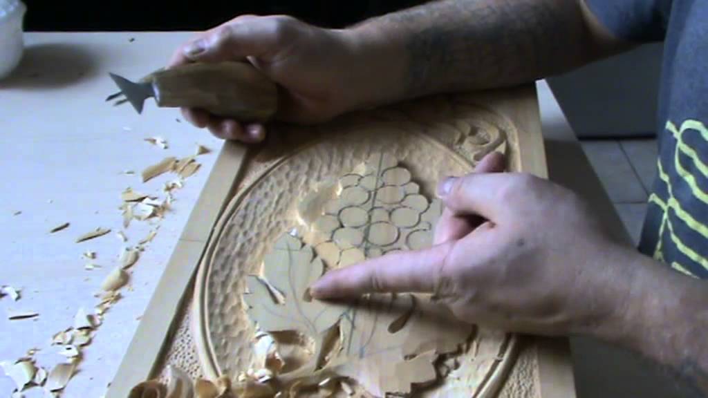 wood carving  the grapes