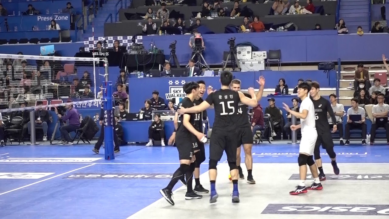 현대캐피탈 스카이워커스 skywalkers 우리카드 위비전 문성민 moon sungmin 선수 연속 서브 korea pro volleyball