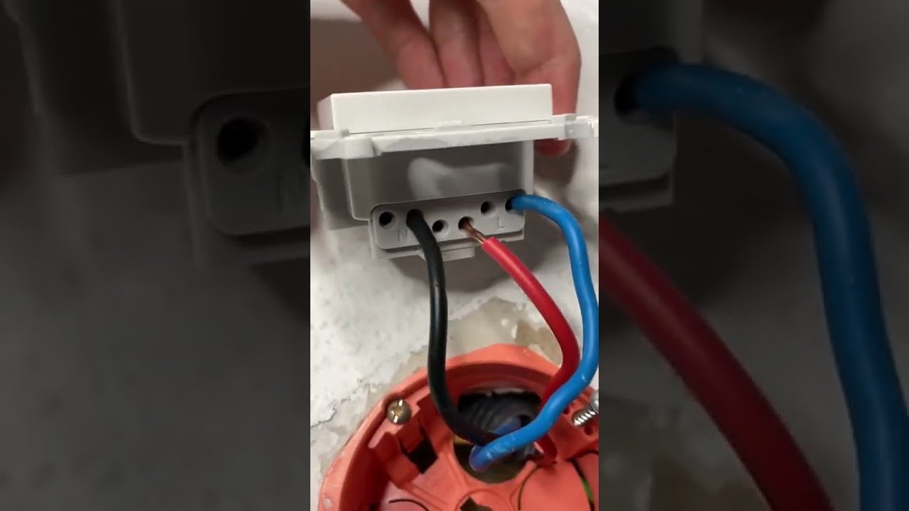 Les ERREURS de raccordement sur une prise de courant électrique - Apprendre l'électricité