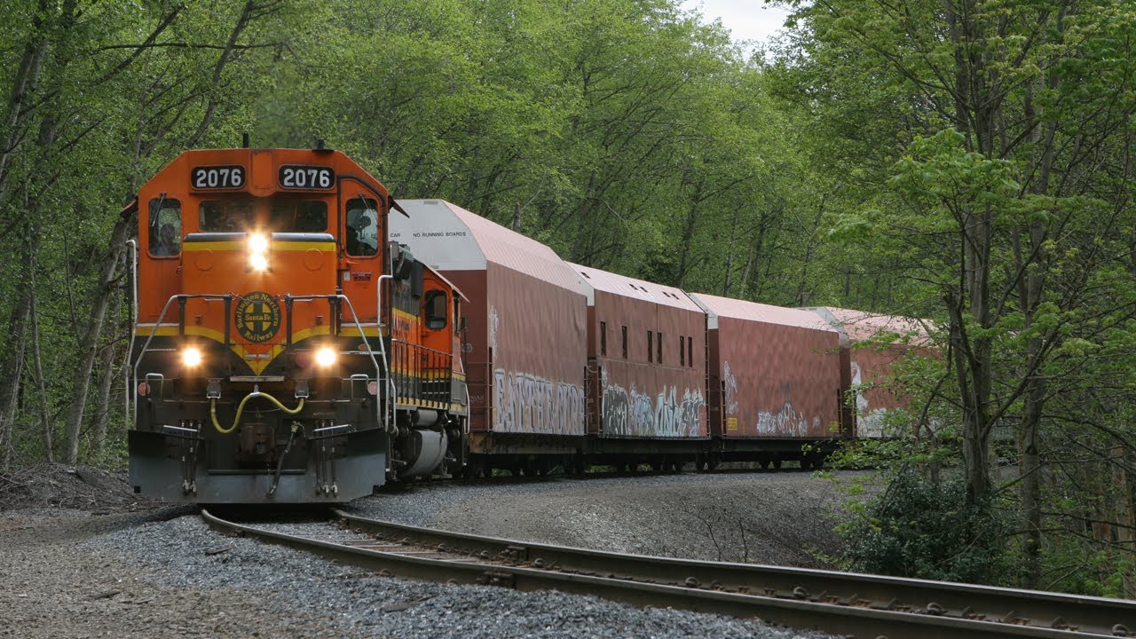 4-28-13 BNSF Boeing Train Mukilteo, WA