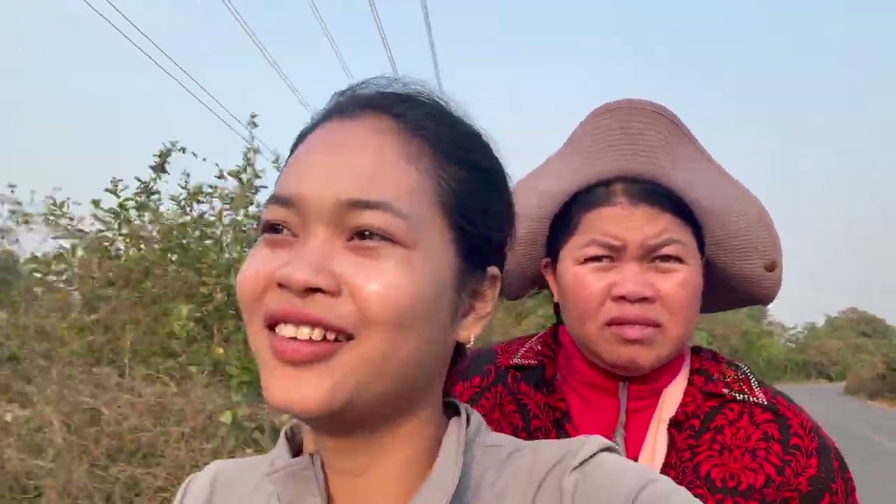 On my way to Battambang to visit my uncle in the hospital