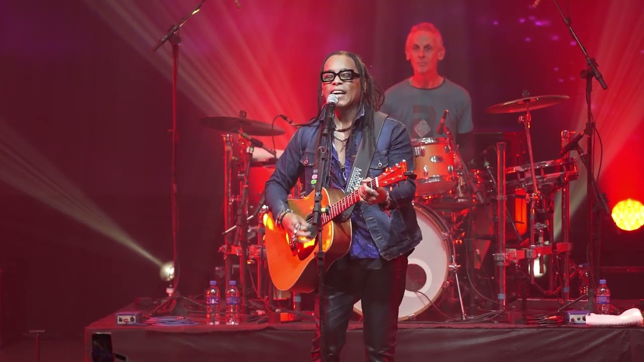 Pó de Pimenta AO VIVO – Papas da Língua 30 anos!