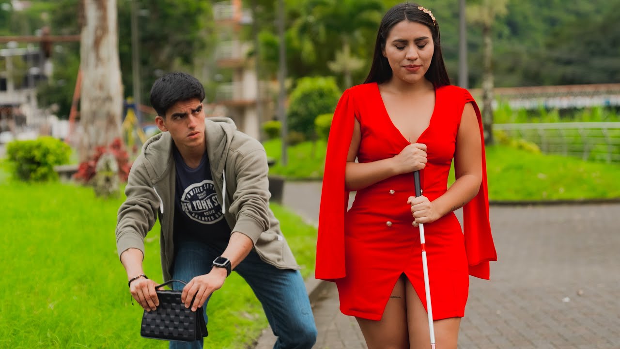 Вор изменил жизнь слепой женщины