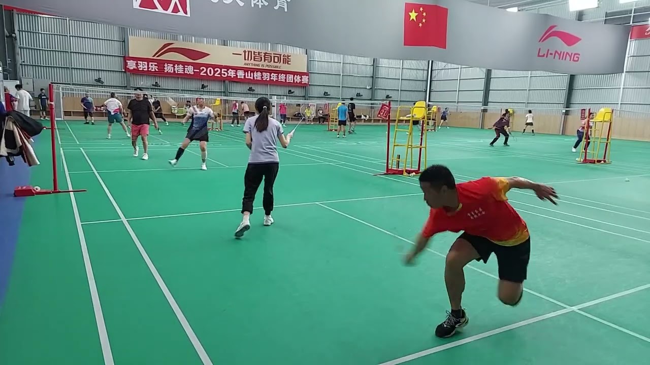 Badminton game, Zhongshan, China 1 6 26 5