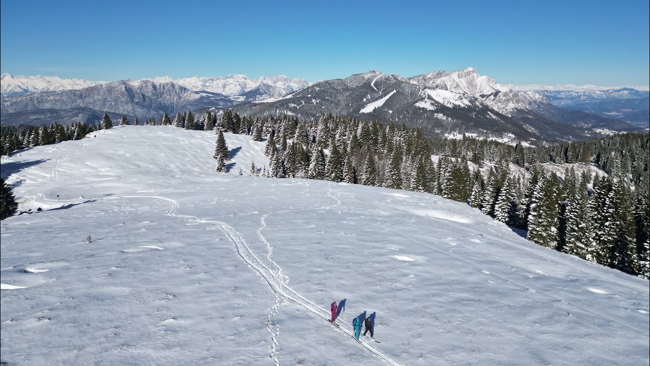 VISTA DALL’ALTO DELL’ALPE CIMBRA - FOLGARIA - TRENTINO ALTO ADIGE 🏔️ ❄️ ♥️ 