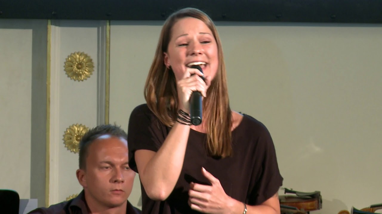Christina Stürmer singt 