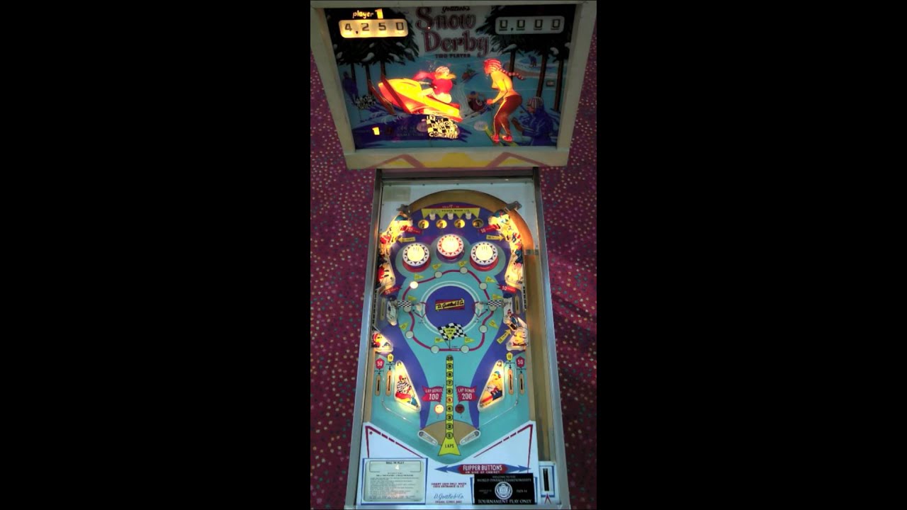 Snow Derby Pinball Gameplay