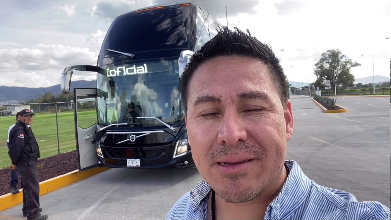 Bus Doble piso Grupo Laberinto Mike Mexico