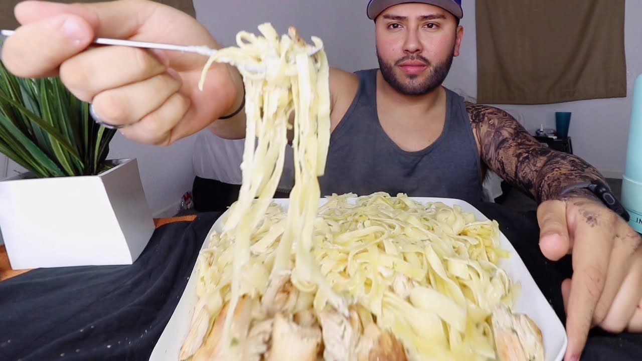 КУРИНЫЕ ФЕТТУЧЧИНИ АЛЬФРЕДО МУКБАНГ