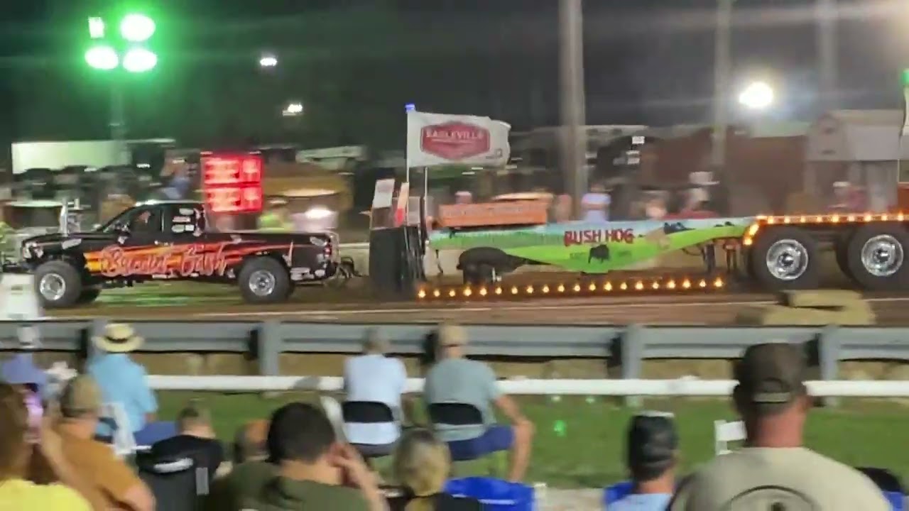Lincoln County Fair Tractor Pull Super Stock Truck 4 Wheel Drive 09/19/2025