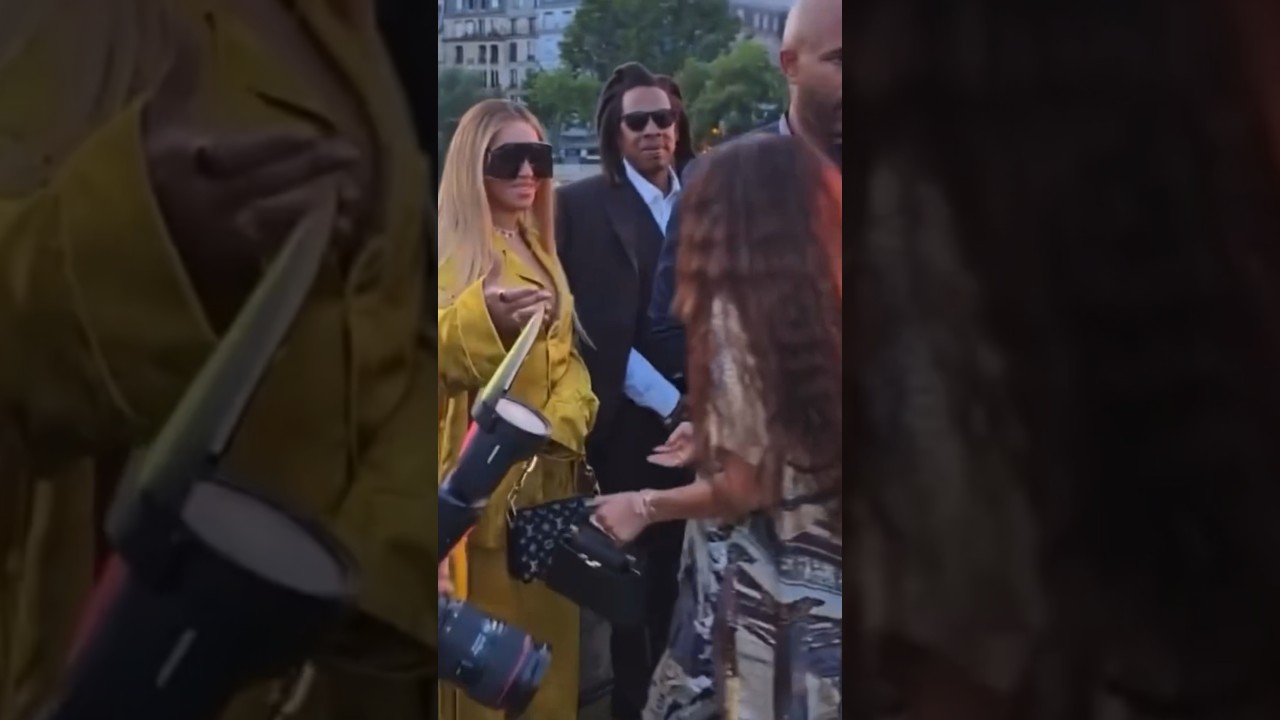 Зендая и Лоу Роуч приветствуют Бейонсе и Джей-Зи на показе мод Louis Vuitton весна-лето 2024 #bey...
