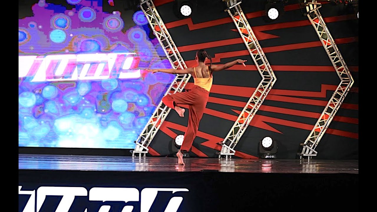 Athena Andrade // Derniere Danse
